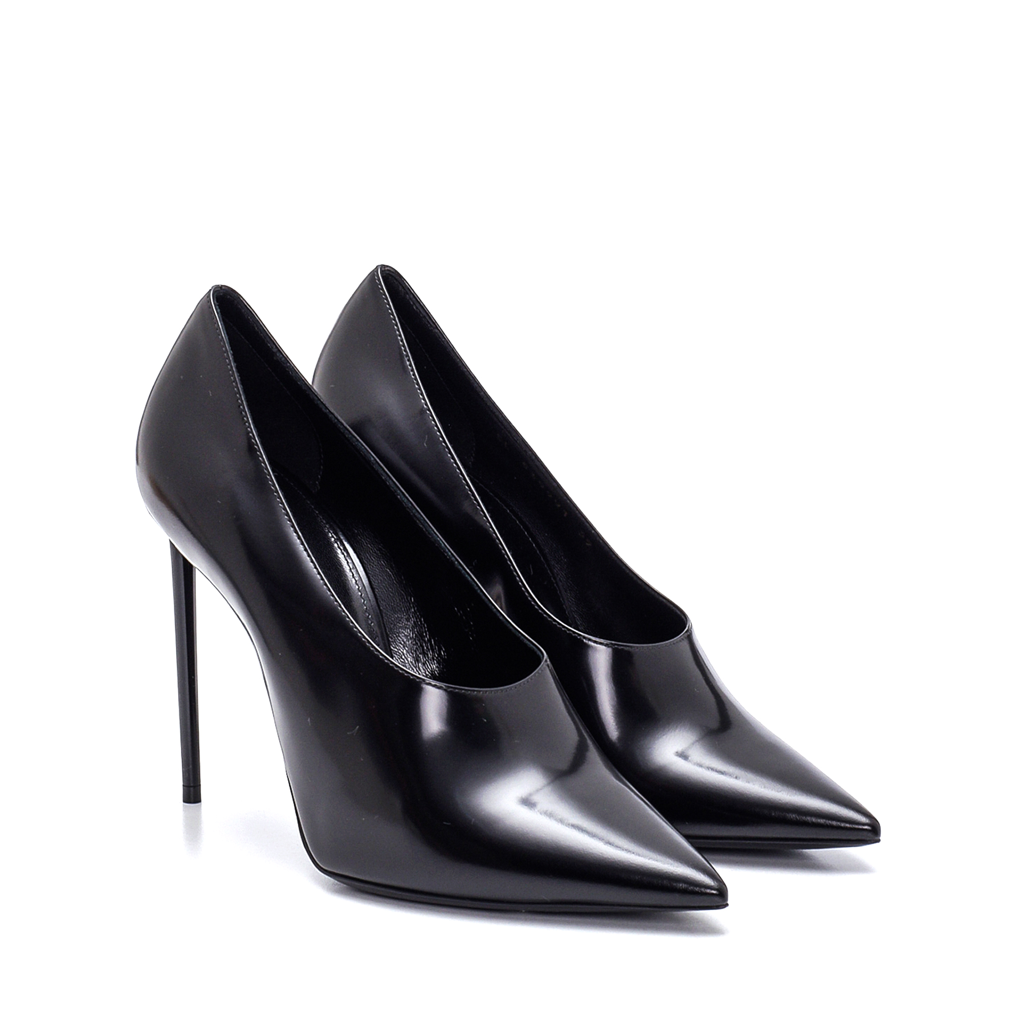 Yves Saint Laurent - Black Patent Leather Pumps